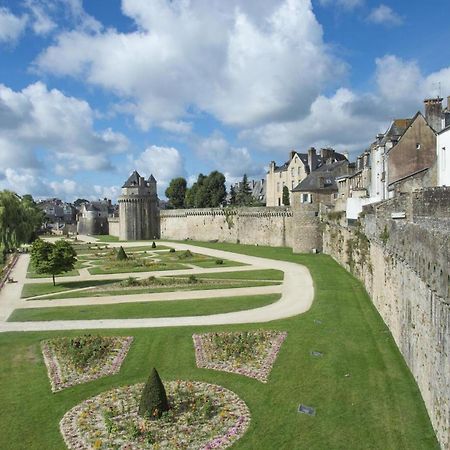 Appartement Neuf Rdc Avec Terrasse A Vannes Centre ภายนอก รูปภาพ